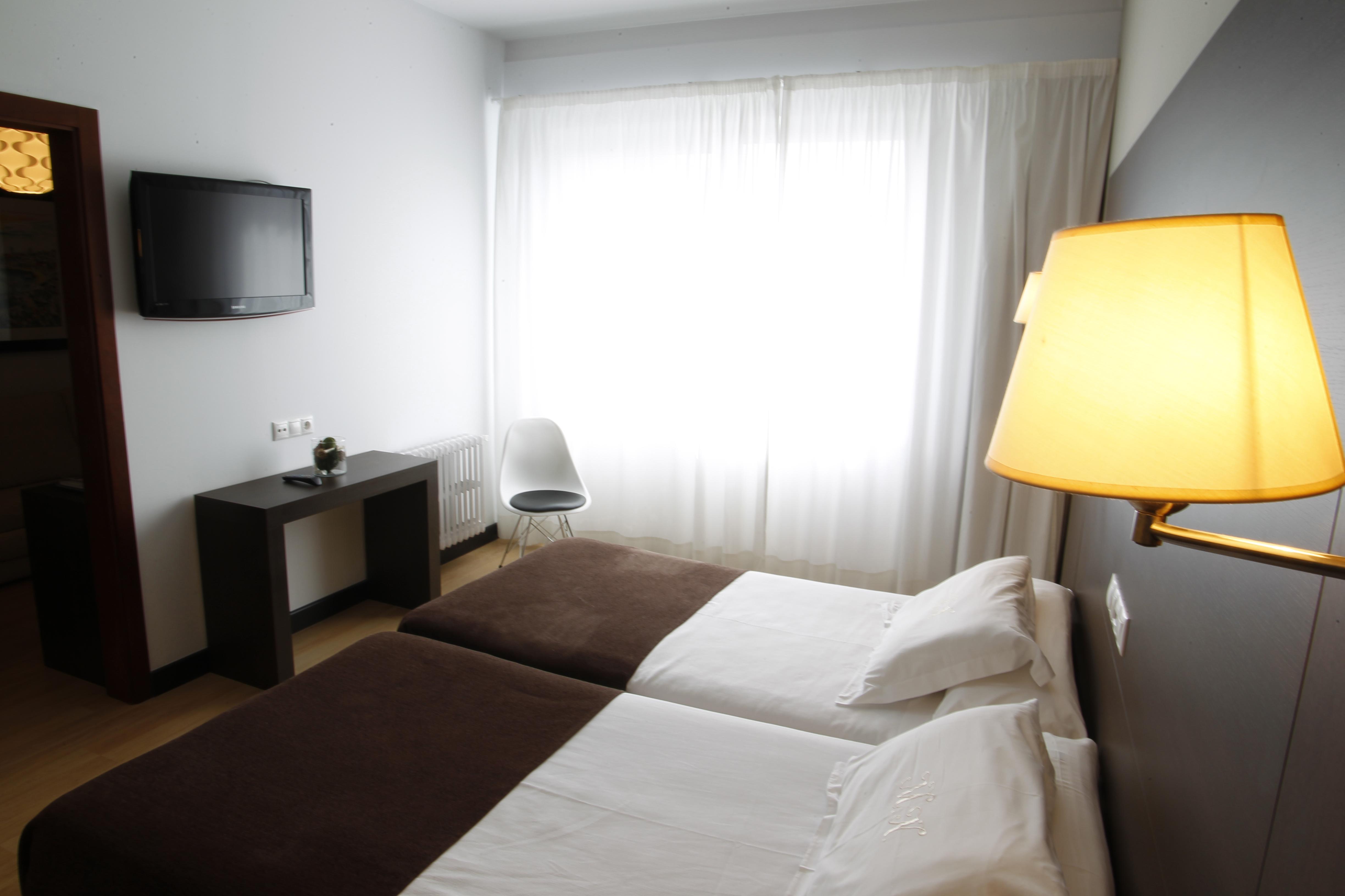 Hotel Mendez Nunez ルーゴ エクステリア 写真