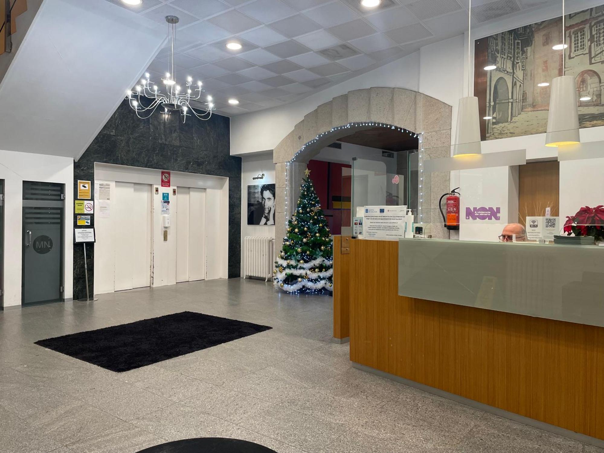 Hotel Mendez Nunez ルーゴ エクステリア 写真