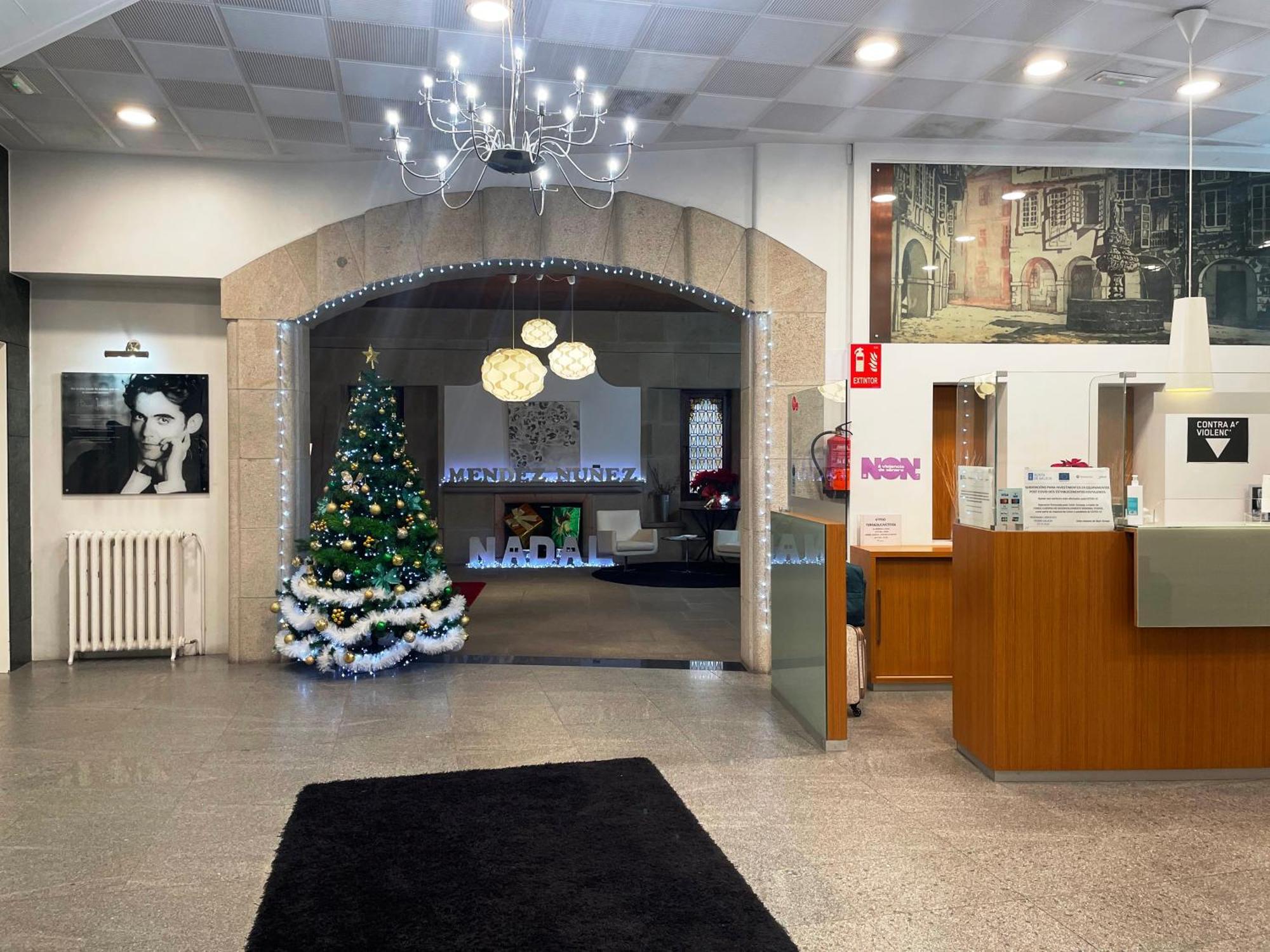 Hotel Mendez Nunez ルーゴ エクステリア 写真